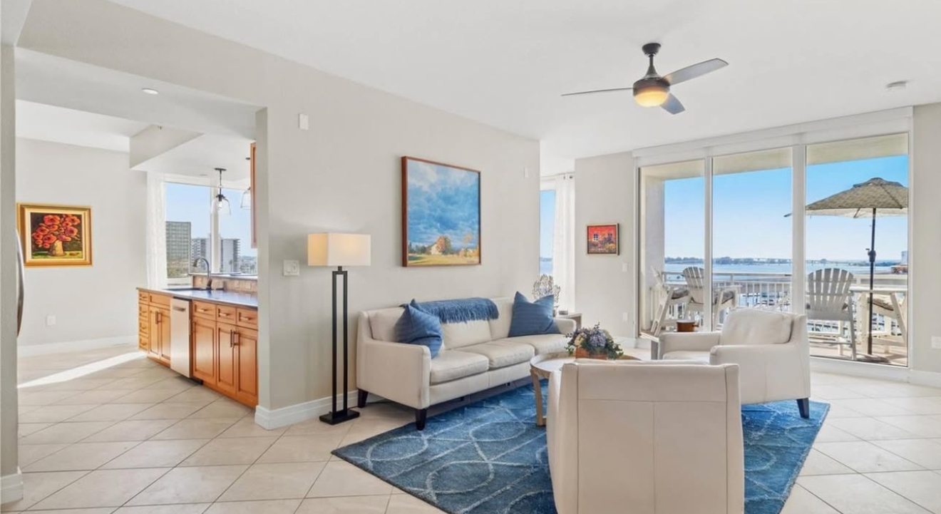 Sunset Valley Apartment