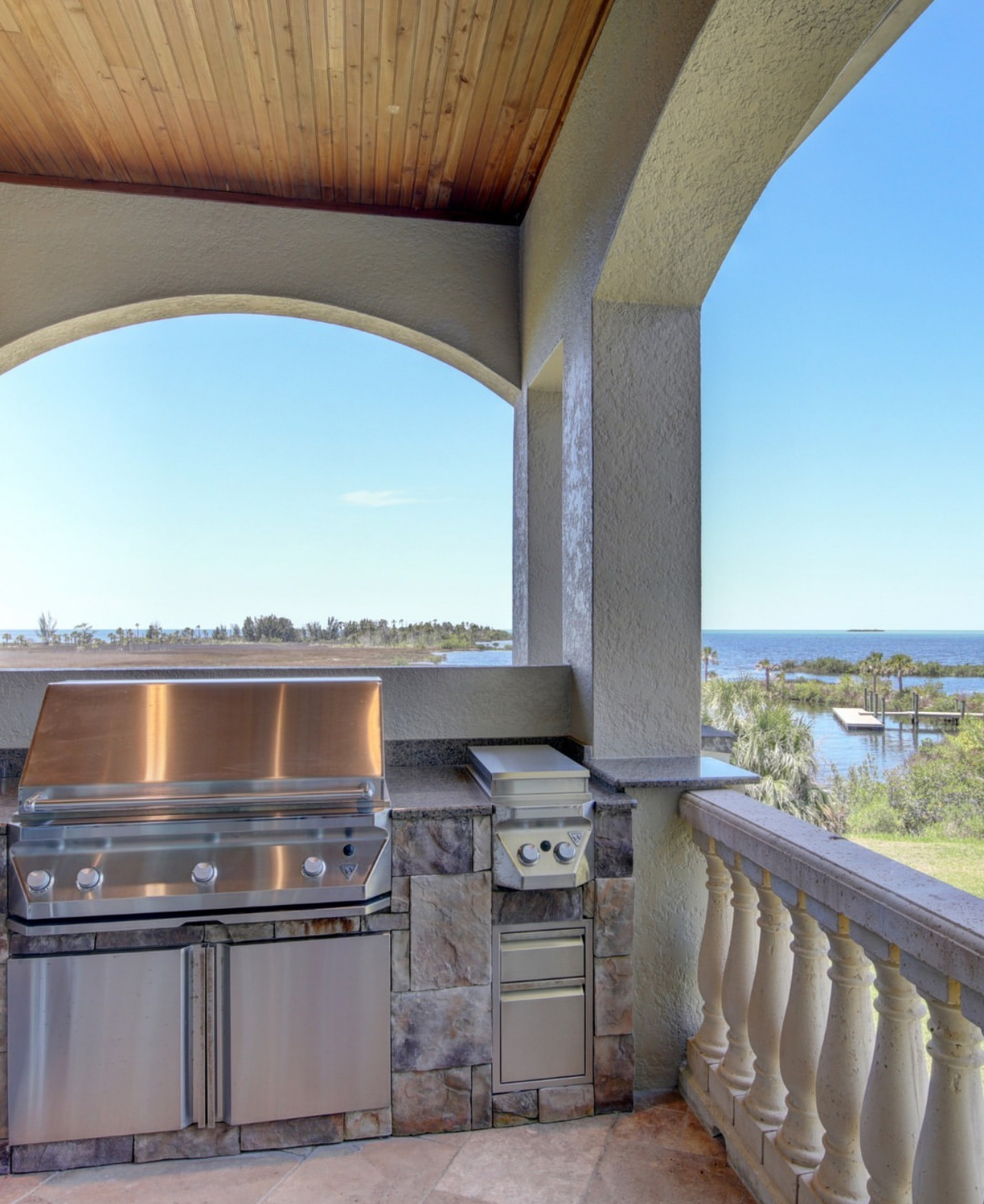 Golden Horizon Estate