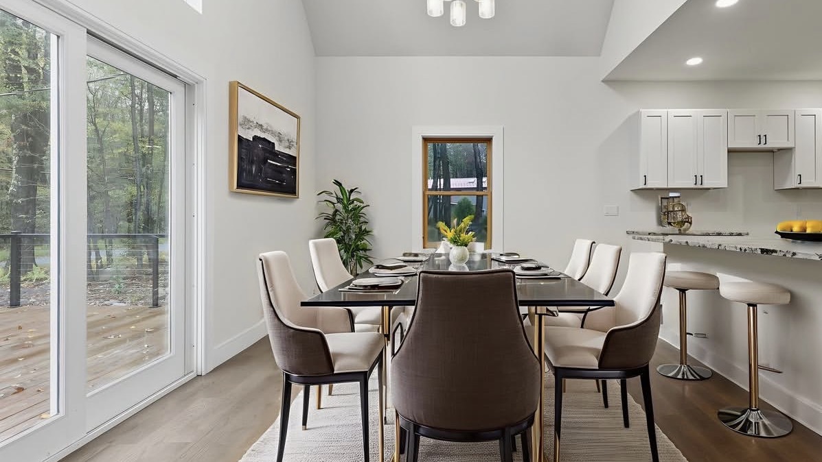 Lansing Garden Family Home